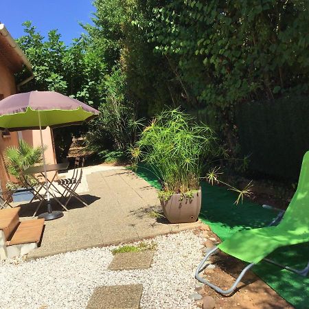 Charmant Appartement A Le Muy Avec Terrasse Et Jardin Exteriér fotografie