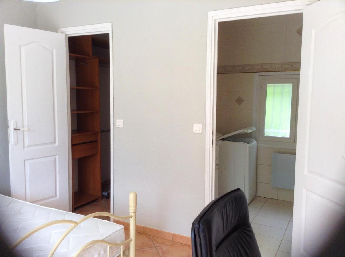 Charmant Appartement A Le Muy Avec Terrasse Et Jardin Exteriér fotografie