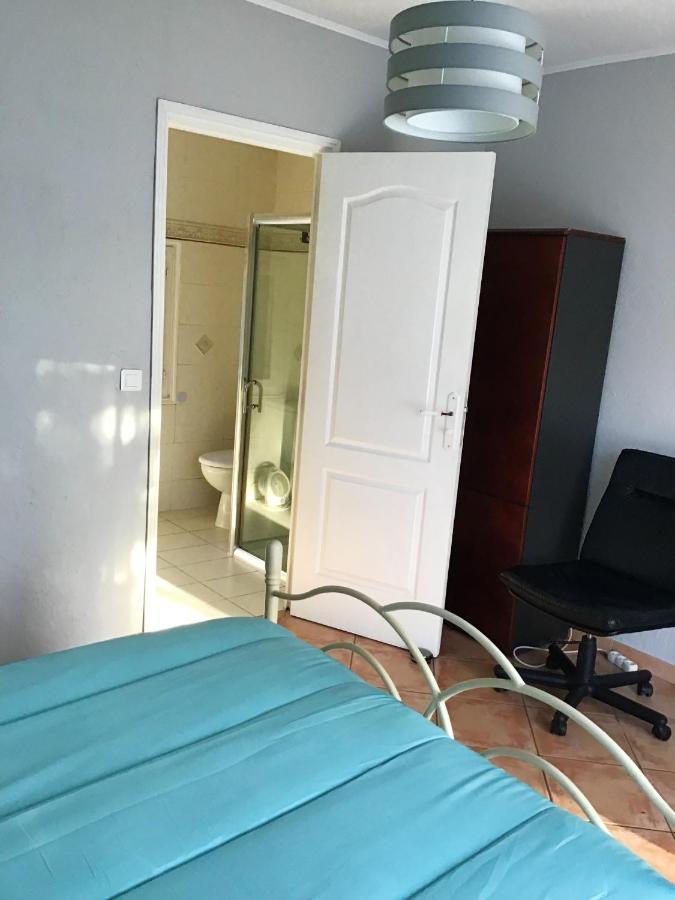 Charmant Appartement A Le Muy Avec Terrasse Et Jardin Exteriér fotografie